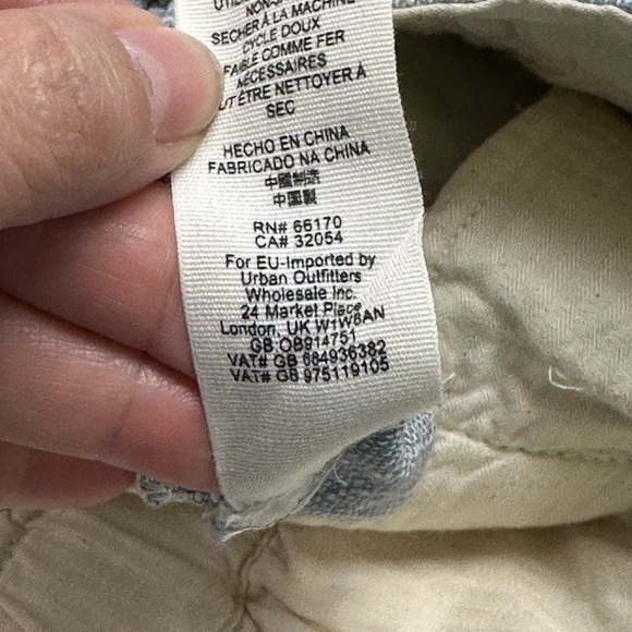 Free People Paradise Toggle-Waist Capri Jeans | Size S - Picture 11 of 11